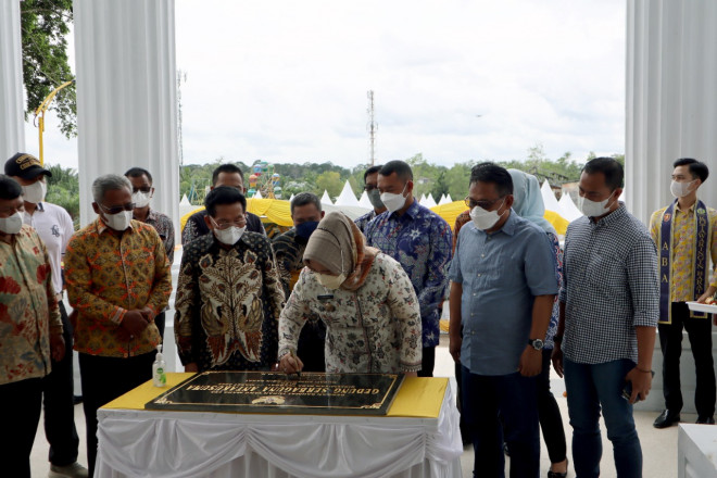 Gedung Serbaguna Antakusuma Pangkalan Bun, Gedung Pertemuan dengan Arsitektur Eropa
