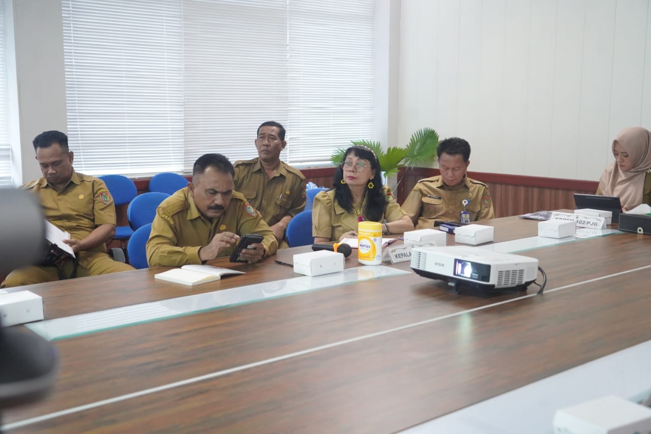 Mewakili Gubernur Kalteng, Asisten Ekbang Hadiri Rakor Pengendalian Inflasi bersama Mendagri RI secara Virtual