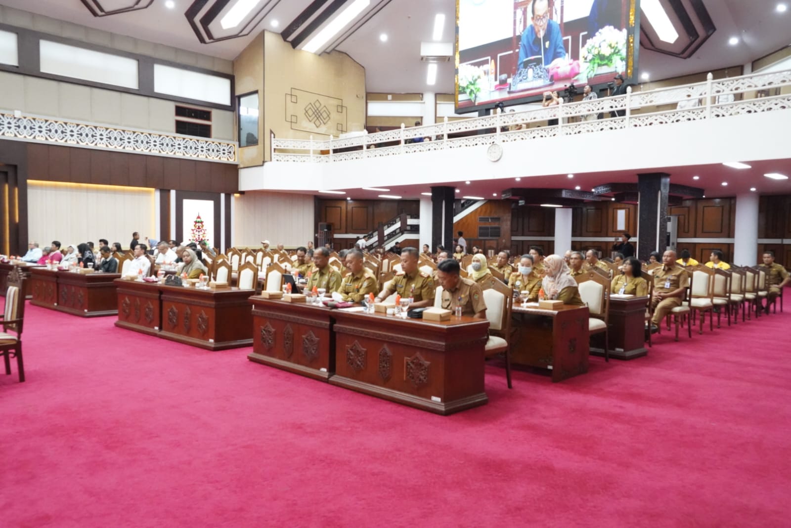 Wagub Edy Pratowo Sampaikan Pidato Gubernur Terhadap Empat Raperda dari DPRD Provinsi Kalteng