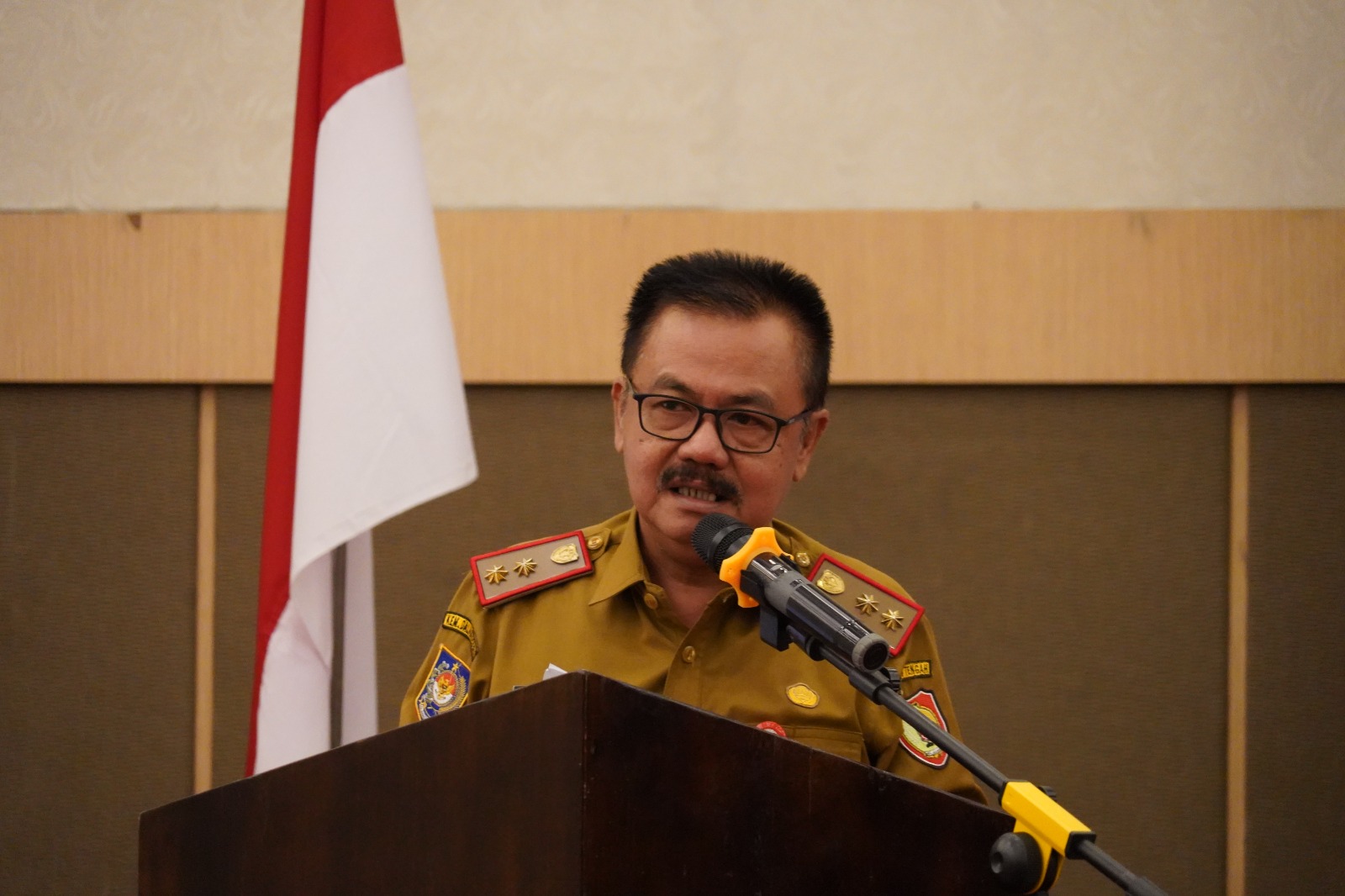 Plh Asisten Pemkesra Herson B Aden Buka Rakor Perangkat Gubernur Sebagai Wakil Pemerintah Pusat di Provinsi Tahun 2024
