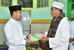 Masjid Syamsul Qonar Terima Bantuan Hibah Dari Pemko Palangka Raya 