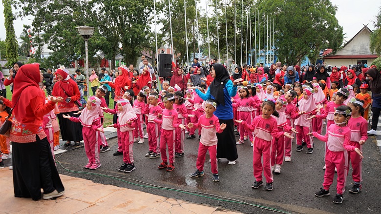 Pj. Bupati Barsel Launching Gerakan Penurunan Stunting Lokus PAUD Holistik Integratif