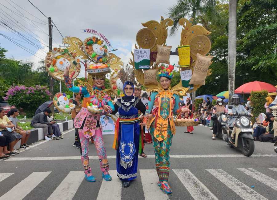 Dinas Hanpang Prov. Kalteng Ikuti Karnaval Budaya FBIM 2024