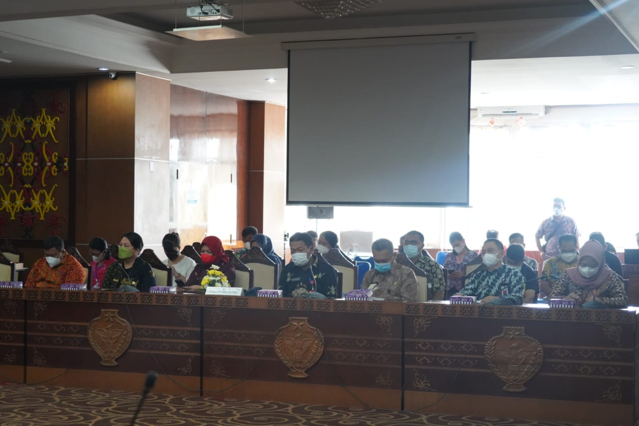 Sahli Gubernur Bidang KSDM Suhaemi Buka kegiatan Pendampingan Reformasi Birokrasi, Sosialisasi dan Pembangunan Zona Integritas, serta Pembinaan SAKIP di Lingkup Pemprov. Kalteng Tahun 2022