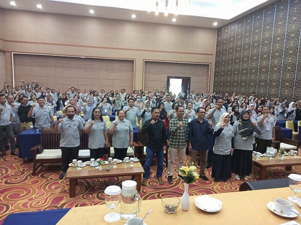 Kadisdik Kalteng Apresiasi Peserta Diklat Peningkatan Kompetensi Guru