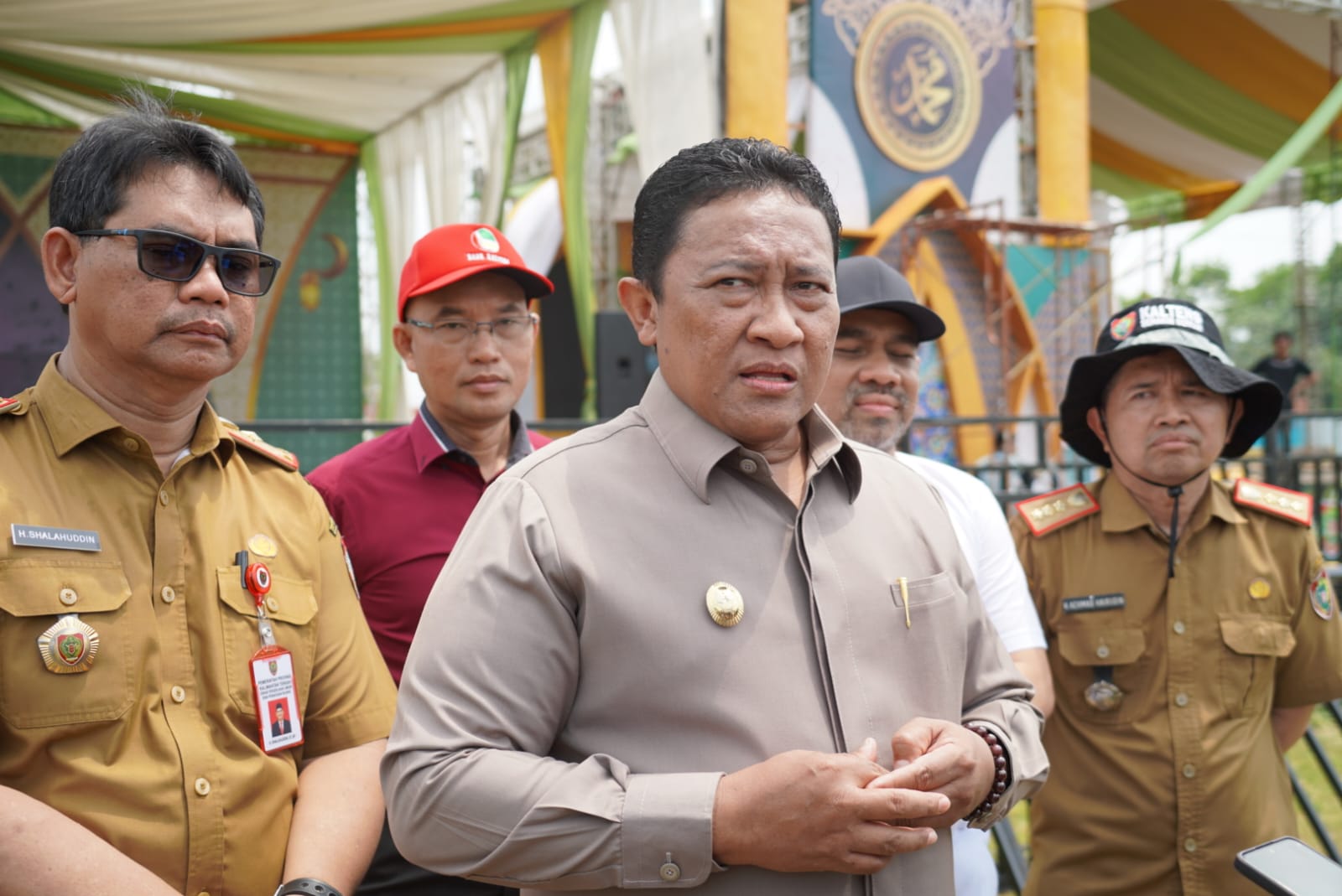 Jelang Tabligh Akbar, Wagub Edy Pratowo Tinjau Kesiapan Sapras Stadion Tuah Pahoe dan GOR Serbaguna Indoor Jl. Tjilik Riwut Km. 5 Palangka Raya