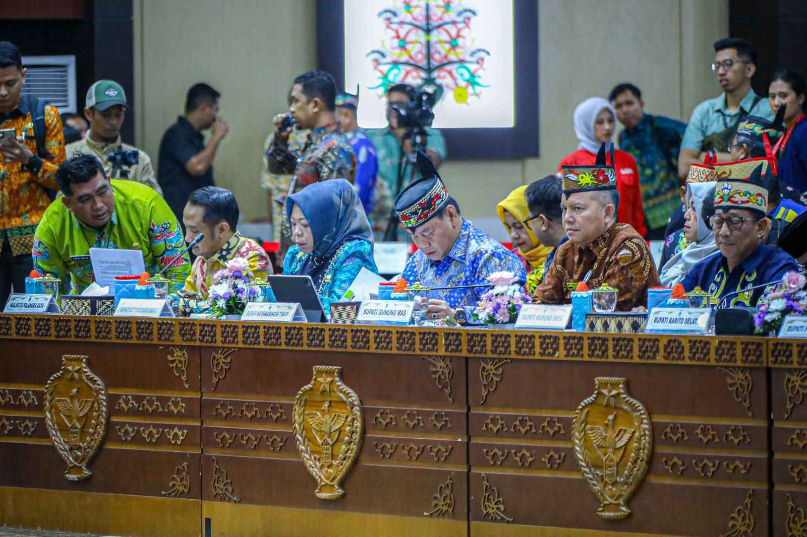 Rakor Pemda se-Kalteng: Wagub Edy Pratowo Tekankan Pentingnya Optimalisasi PAD