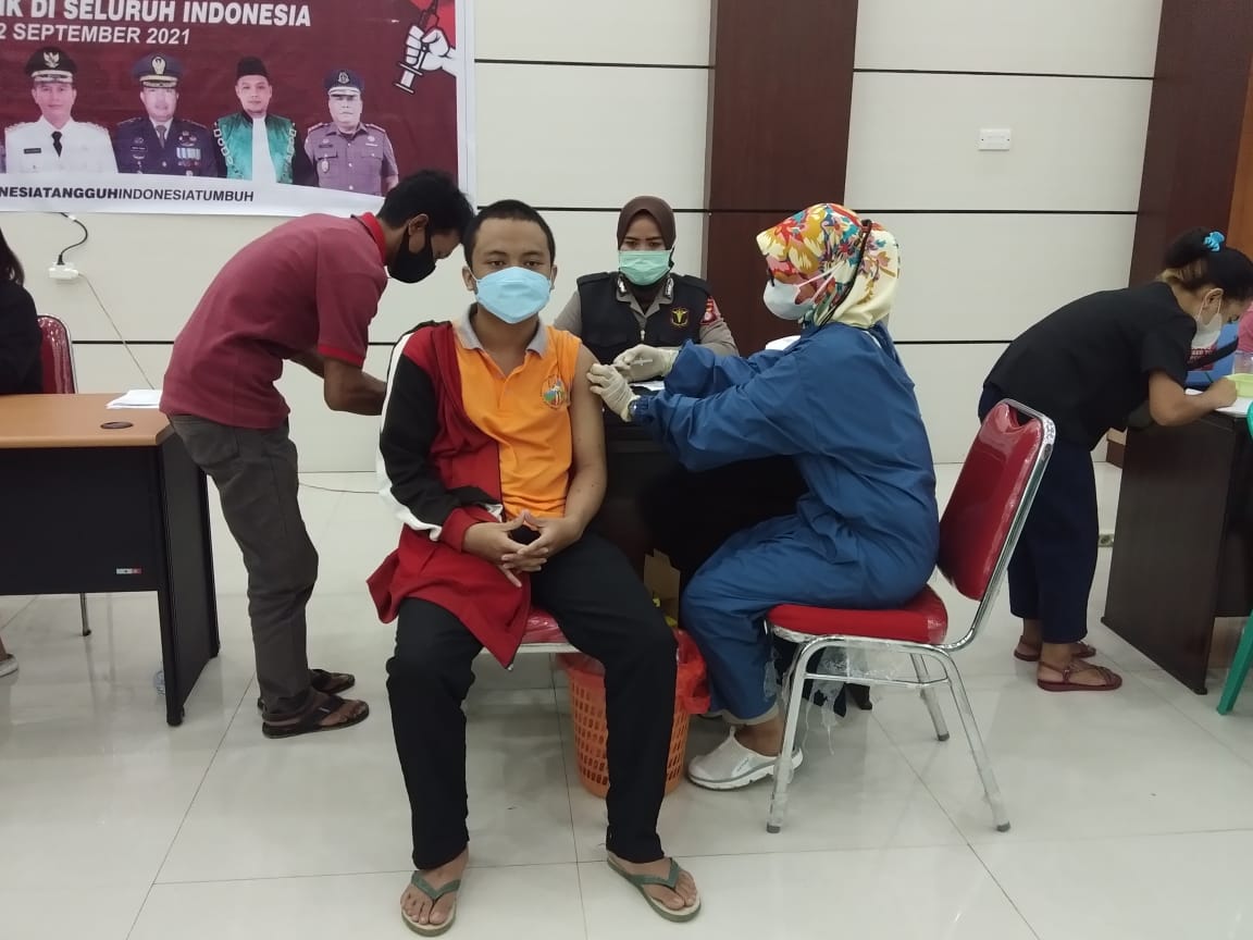 Vaksinasi Merdeka Sasaran Remaja dan Masyarakat Umum