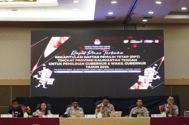 Plh. Sekda Katma F. Dirun Hadiri Rapat Pleno Terbuka Rekapitulasi DPT Pemilihan Gubernur dan Wakil Gubernur Kalteng 