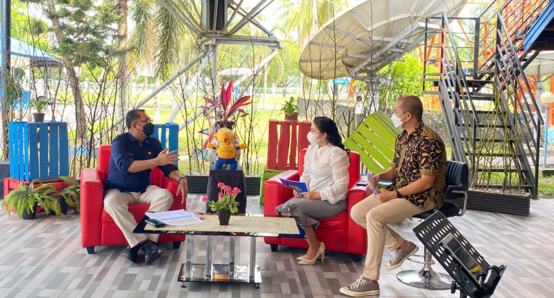 Pengembangan Kawasan Udang Vaname dalam Dialog Pagi TVRI bersama Kadislutkan Prov. Kalteng