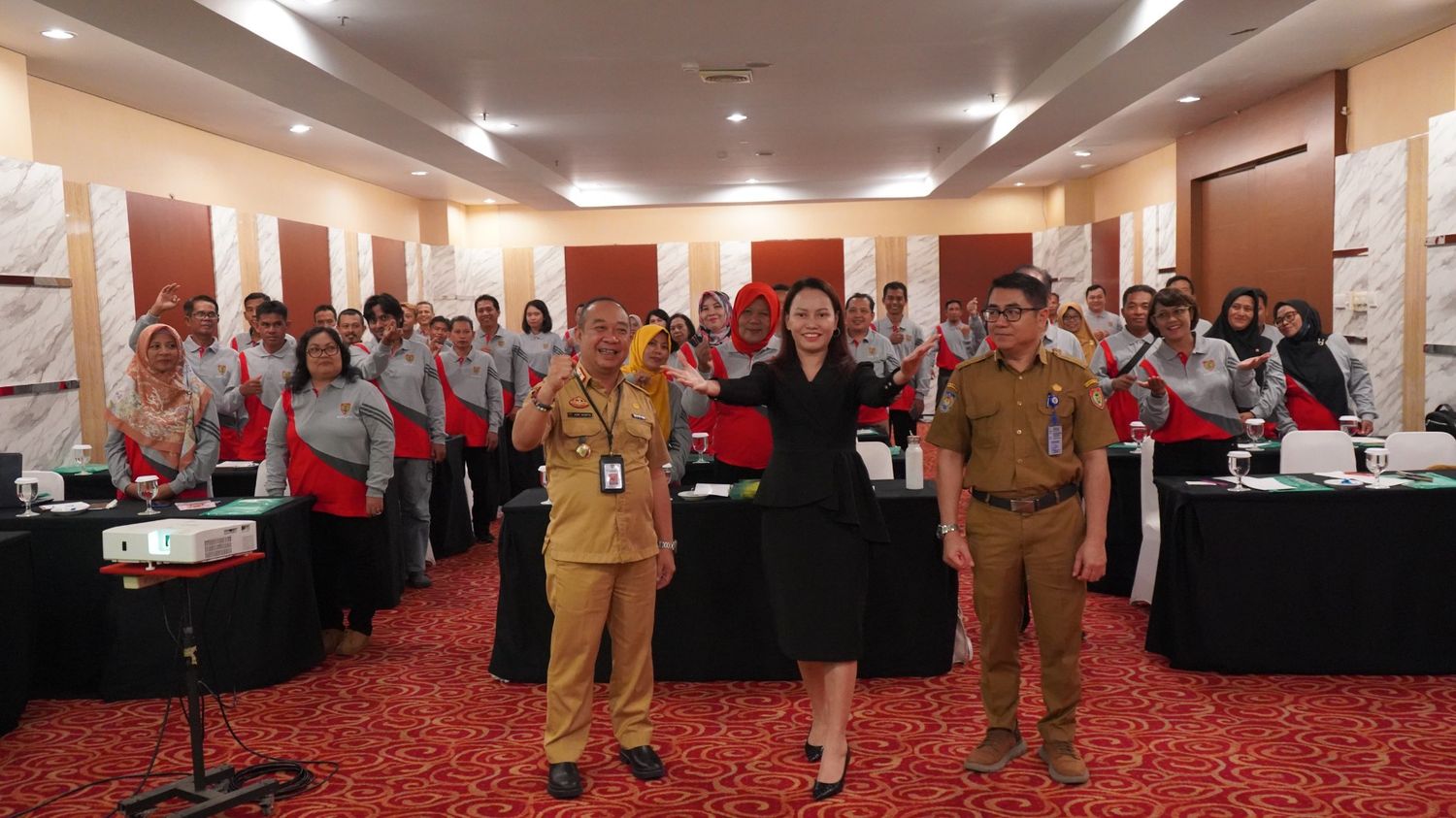 DLH Prov. Kalteng Selenggarakan Bimbingan Teknis Manajemen Pengelolaan Bank Sampah di Kota Palangka Raya