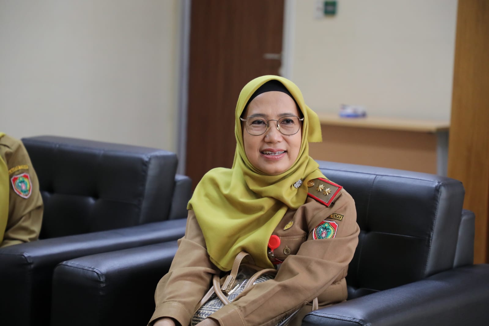 Kepala Dinas TPHP Prov. Kalteng Koordinasi dengan Bawaslu Terkait Pelaksanaan Jambore Tani 2024