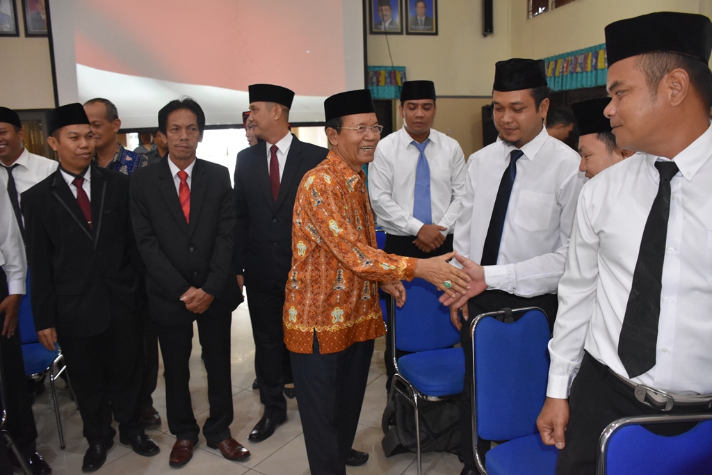 Wabup Hadiri Pelantikan dan Buka Pelatihan Anggota Panwas Kecamatan