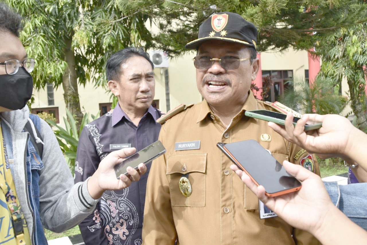 Ikuti Apel Gelar Pasukan Operasi Lilin Telabang 2022, Sekda Nuryakin : Stok Bahan Pokok di Kalteng Aman untuk Natal dan Tahun Baru