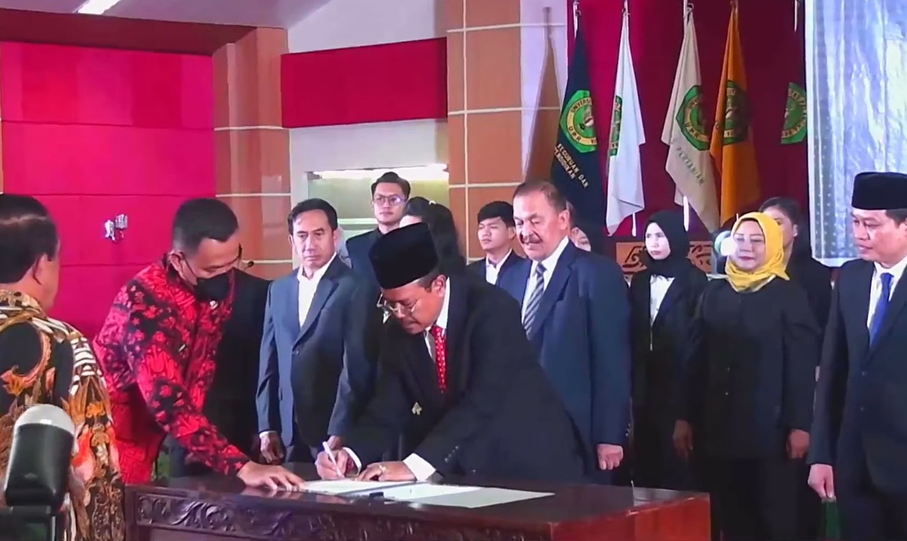 Nuryakin Nakhodai Ikatan Alumni Universitas Palangka Raya Masa Bakti 2022-2027
