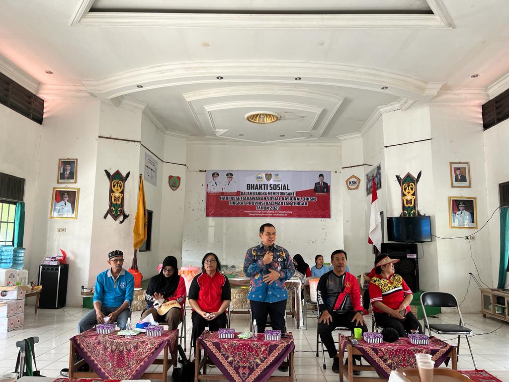 Dinsos Prov. Kalteng Adakan Bhakti Sosial Memperingati HKSN Tahun 2023
