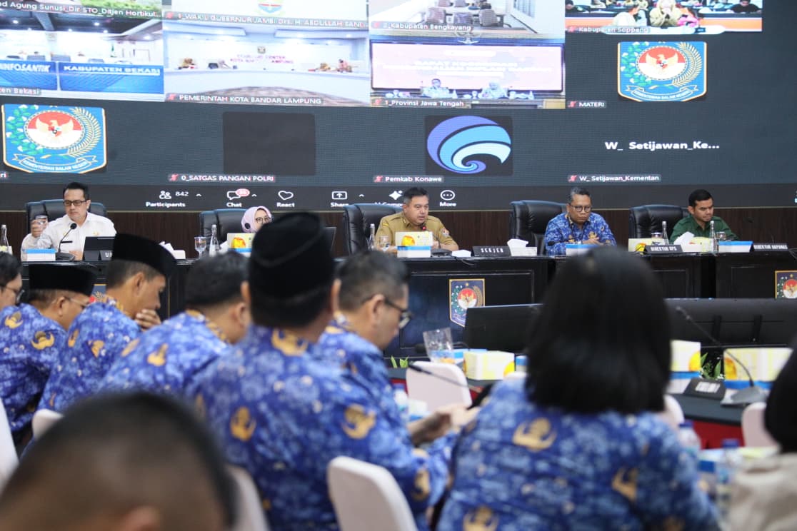 Antisipasi Dampak Cuaca Ekstrem, Sekjen Kemendagri Minta Daerah Tingkatkan Pemantauan 