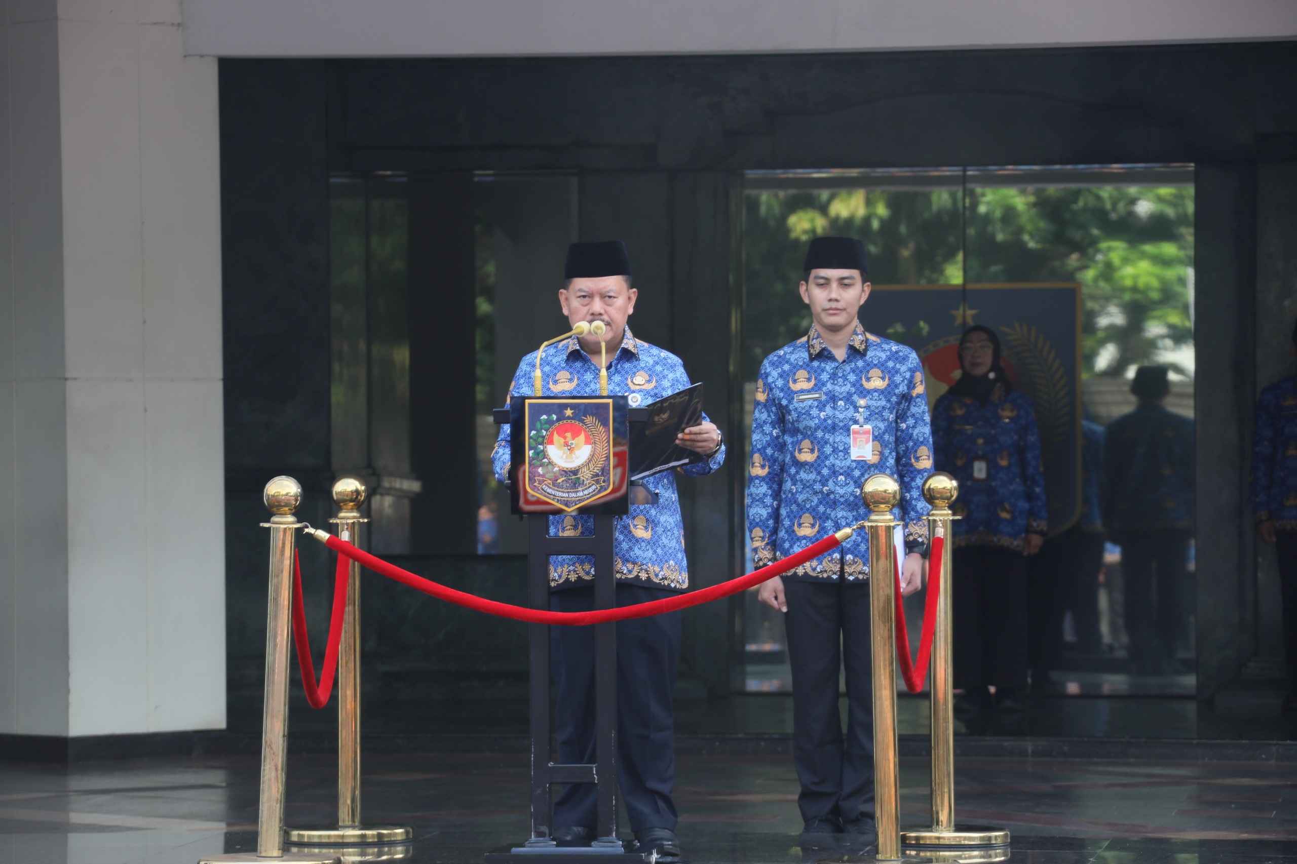 Kemendagri dan BNPP Gelar Upacara Peringatan Hari Ibu Ke-97, Dukung Perempuan Berdaya dan Berkarya