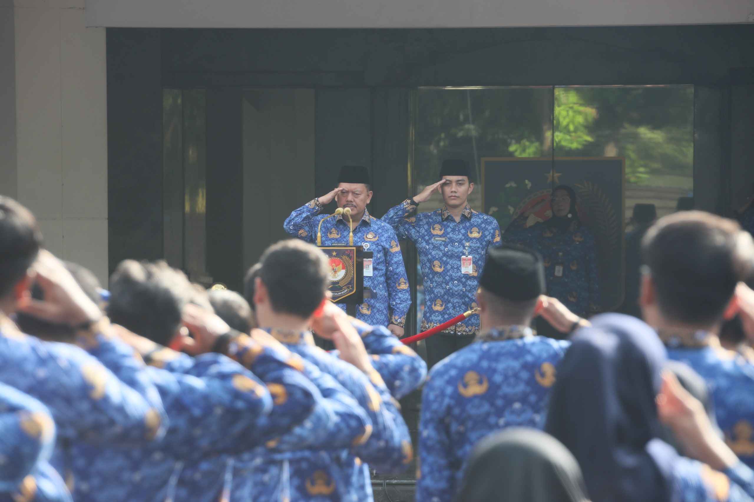 Kemendagri dan BNPP Gelar Upacara Peringatan Hari Ibu Ke-97, Dukung Perempuan Berdaya dan Berkarya