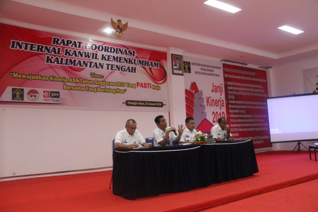 Wujudkan Kinerja ASN 2019 Yang Pasti Maju Bersama dan Berintegritas, Kanwil Kemenkumham Kalteng Laksanakan Rapat Koordinasi Internal