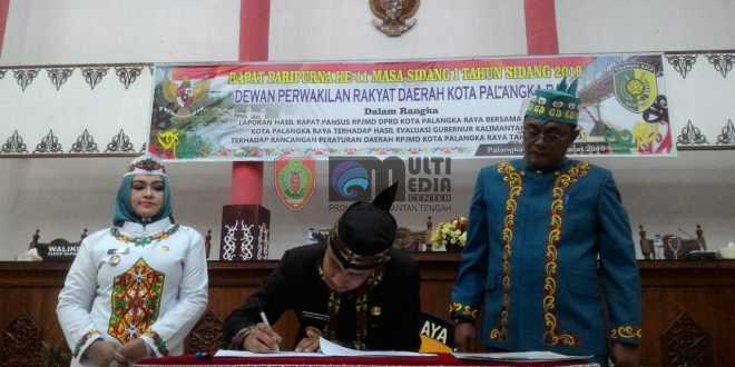 DPRD Paripurna Raperda RPJMD Kota Palangka Raya