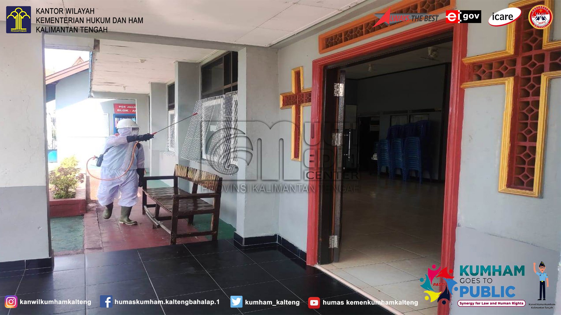 PMI Kota Palangka Raya Semprot Disinfektan ke Lapas Palangka Raya