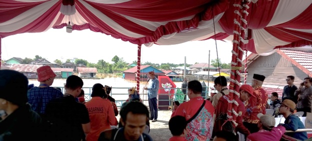 Semarakkan Hari Jadi ke 66 Provinsi Kalteng, DPMPTSP Prov. Kalteng Ikuti Lomba Perahu Hias