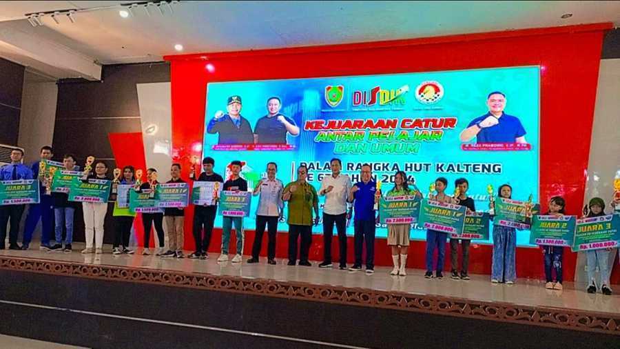 Sukses Dilaksanakan, Kejuaraan Catur Antar Pelajar dan Umum Se-Kalteng Tahun 2024 Resmi Ditutup