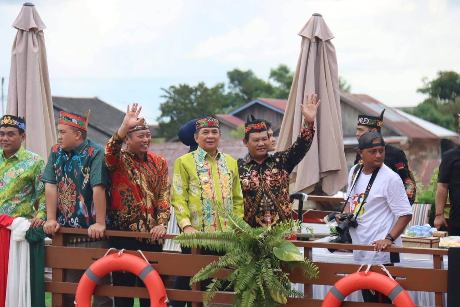 Gubernur Kalteng Resmikan Kapal Wisata, Bupati Seruyan Hadir Dukung Pengembangan Pariwisata