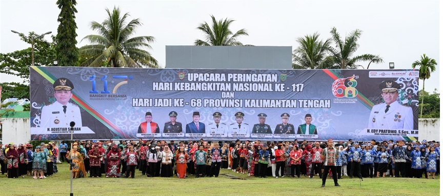 Pimpin Upacara, Bupati Barsel Bacakan Amanat Menkomdigi