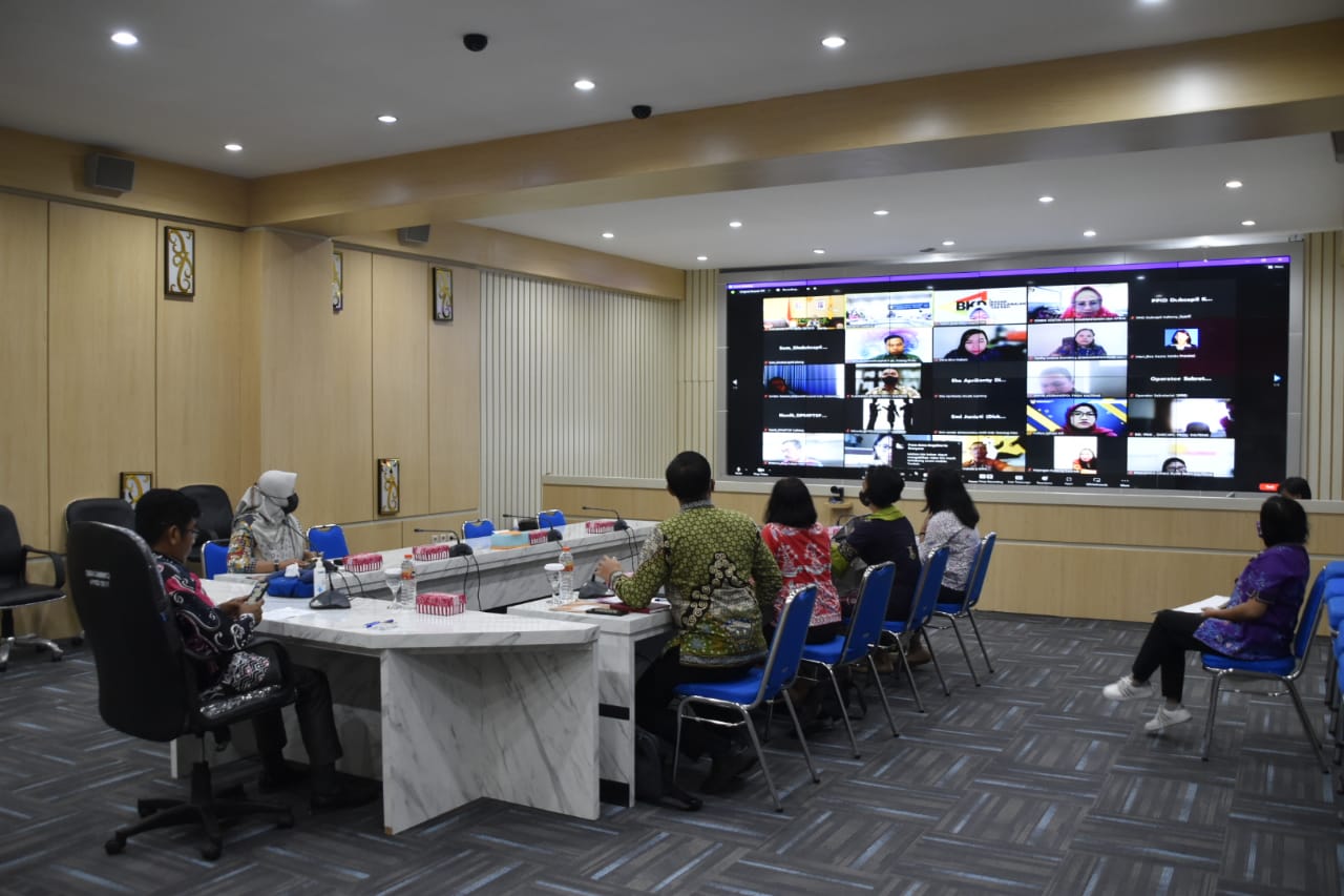 Kadis Kominfosantik Kalteng Buka Workshop Uji Konsekuensi Bagi Pejabat Pengelola Informasi dan Dokumentasi