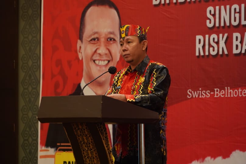 Sahli Gubernur Bidang Ekonomi Keuangan dan Pembangunan Yuas Elko Buka Sosialisasi Pengawasan Perizinan dan Bimtek Implementasi pada Forum Pelayanan Terpadu Satu Pintu
