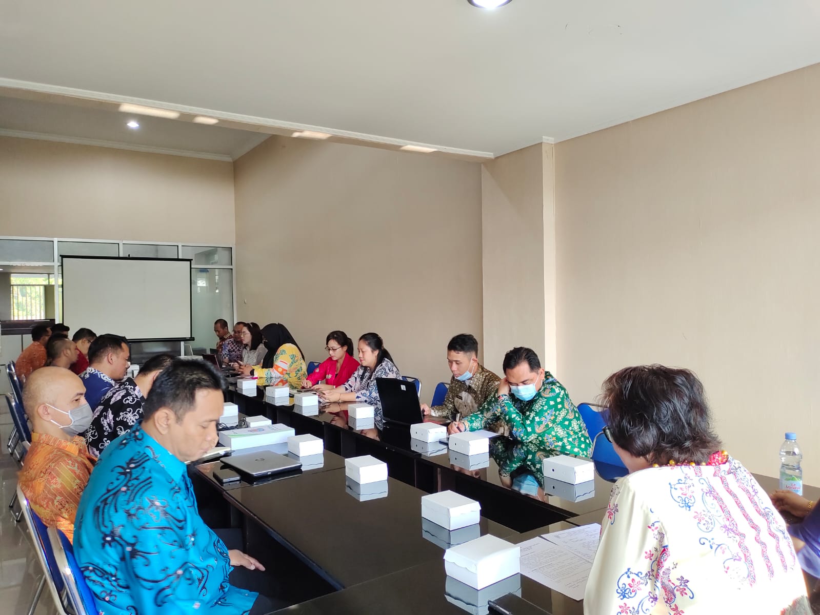 Biro Organisasi Setda Prov. Kalteng Laksanakan Rapat Penilaian Kinerja Setda Kabupaten/Kota se-Kalteng
