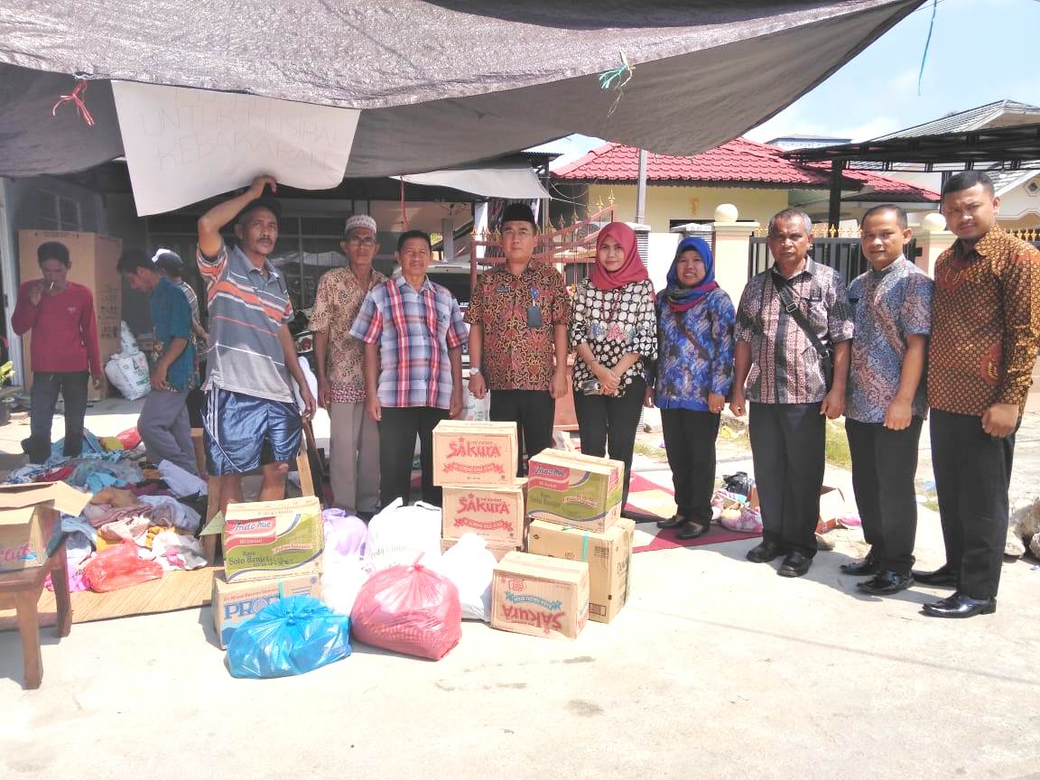 Peduli Kemanusian, Rutan Buntok Berbagi Kepada Warga Korban Kebakaran