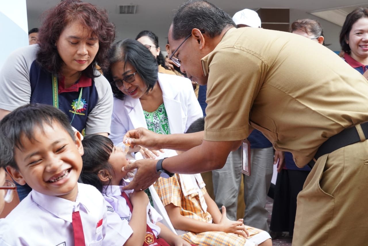 Sahli KSDM Suhaemi Buka Pencanangan Pekan Imunisasi Nasional Polio Tahun 2024
