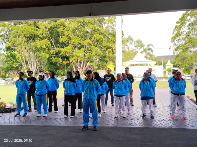 Pemkab Kobar Lepas Kontingen FORNAS VIII ke Lombok, Bupati Tekankan Apresiasi Terhadap Olahraga Masyarakat