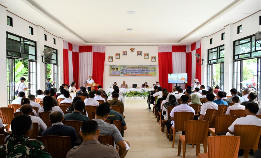 Buka Sosialisasi Pajak Daerah, Bupati Tekankan Pentingnya Bayar Pajak