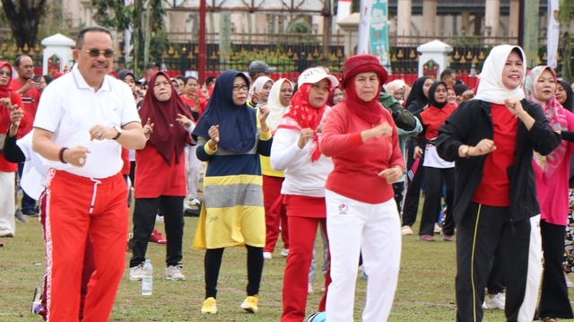Kepala BKD Ikuti Senam Bersama ASN Lingkup Pemprov Kalteng