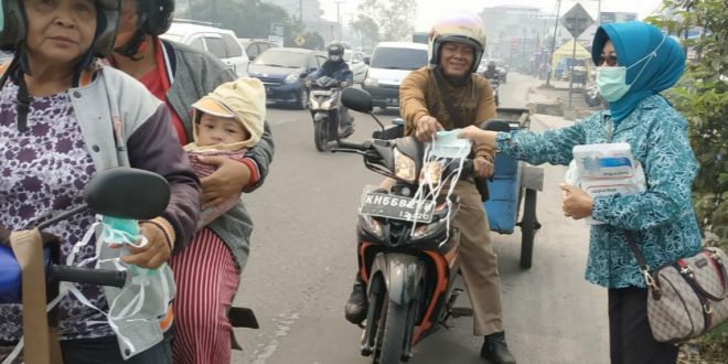 TP-PKK Palangka Raya : Gunakan Masker Ketika Beraktivitas Di Luar Rumah