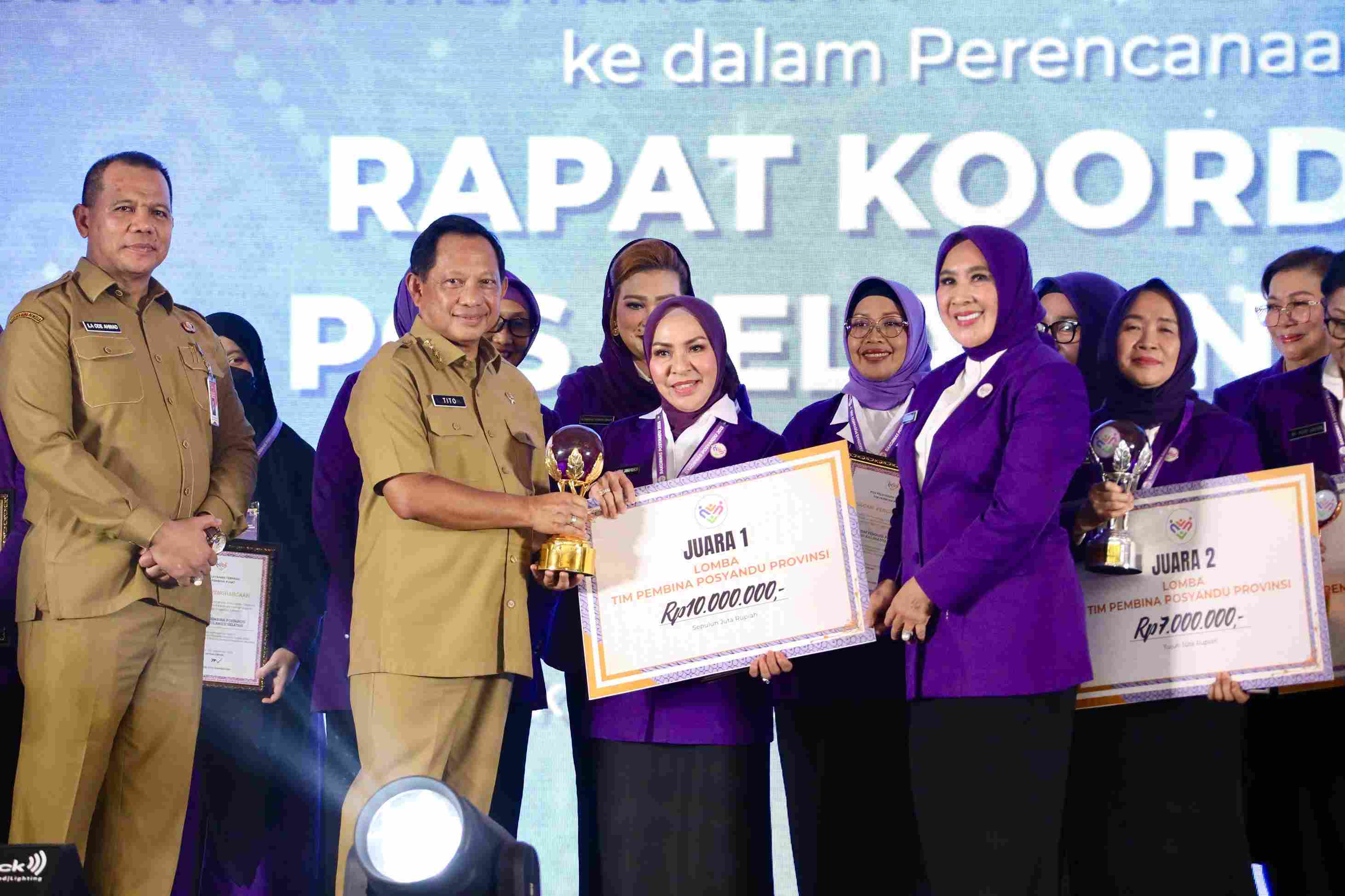 Mendagri Apresiasi Kiprah Posyandu, Sebut Miliki Peran sebagai Mesin Sosial di Lingkup Masyarakat