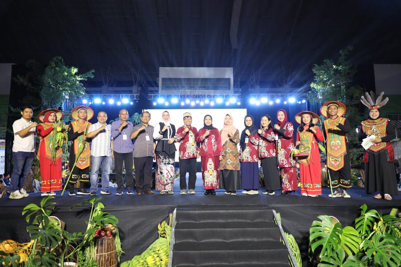 Fashion Show Petani dan Penyuluh Pertanian, Perpaduan Budaya dan Inovasi di Jambore Tani