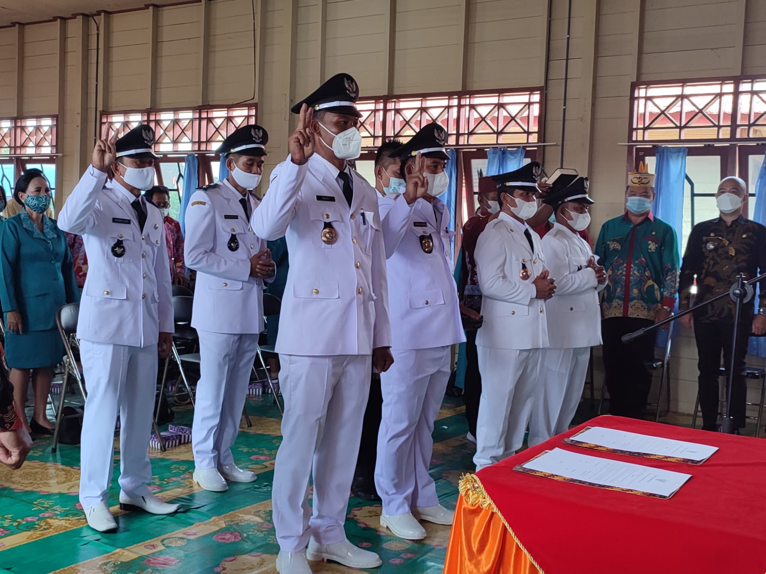 Bupati Sakariyas Meminta Kepala Desa Wajib Bekerja Sesuai dengan Ketentuan yang Telah Ditetapkan