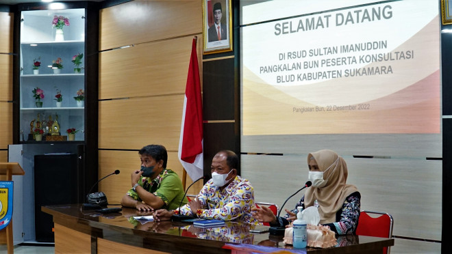 Konsultasi Tata Kelola Keuangan RS, Pemkab Sukamara Kunjungi RSSI Pangkalan Bun