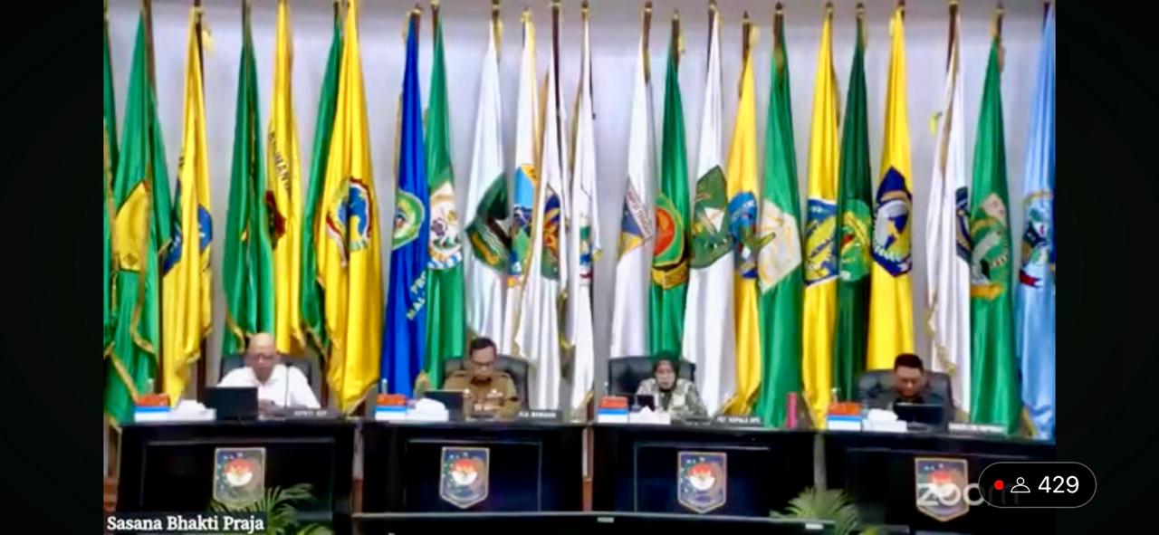 Plh. Sekda Sri Widanarni Hadiri Rakor Pengendalian Inflasi Minggu ke-3 Desember 2024 