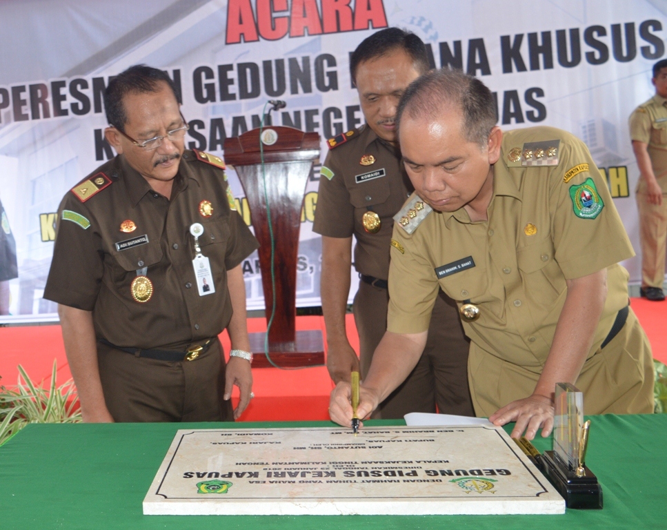 Gedung Pidsus Kajari Kapuas Diresmikan 