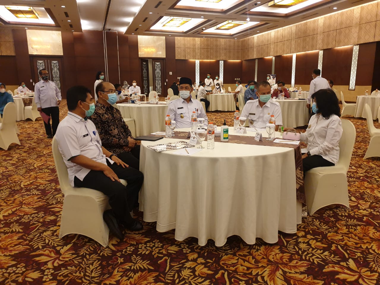 Bupati Gunung Mas Sampaikan Materi saat Rakorda Bangga Kencana   