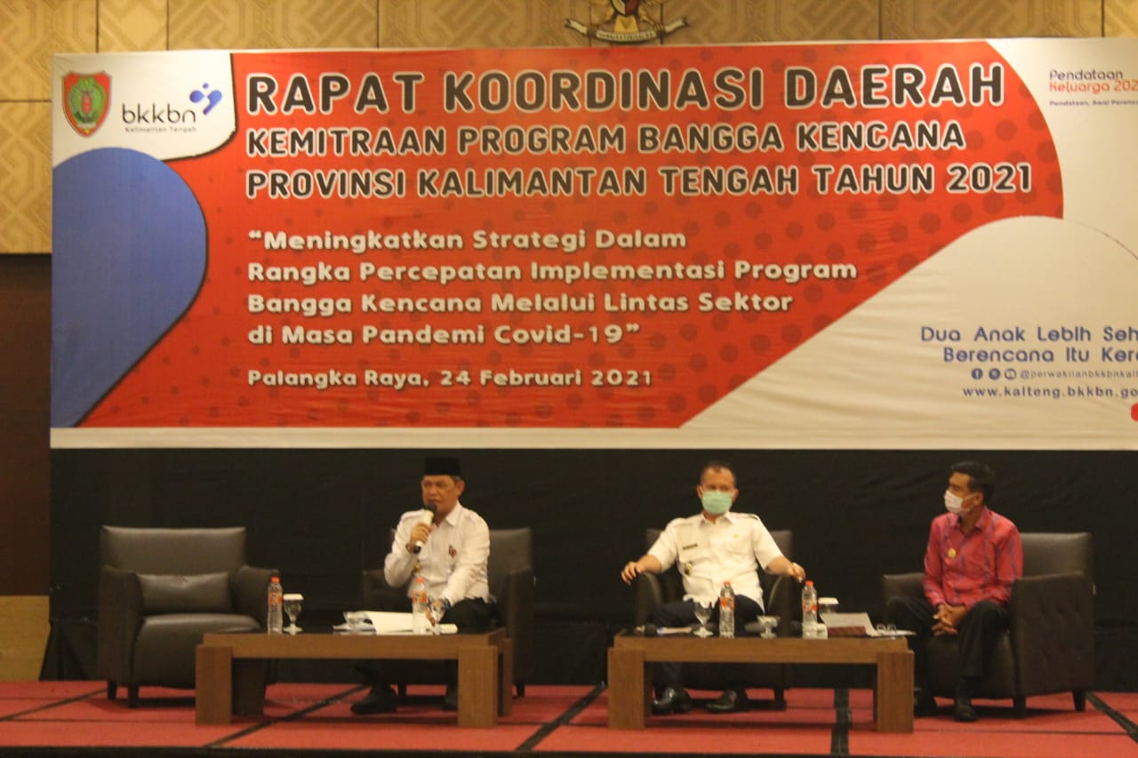 Sekda Kalteng Membuka Rapat Koordinasi Daerah Program Bangga Kencana Tahun 2021