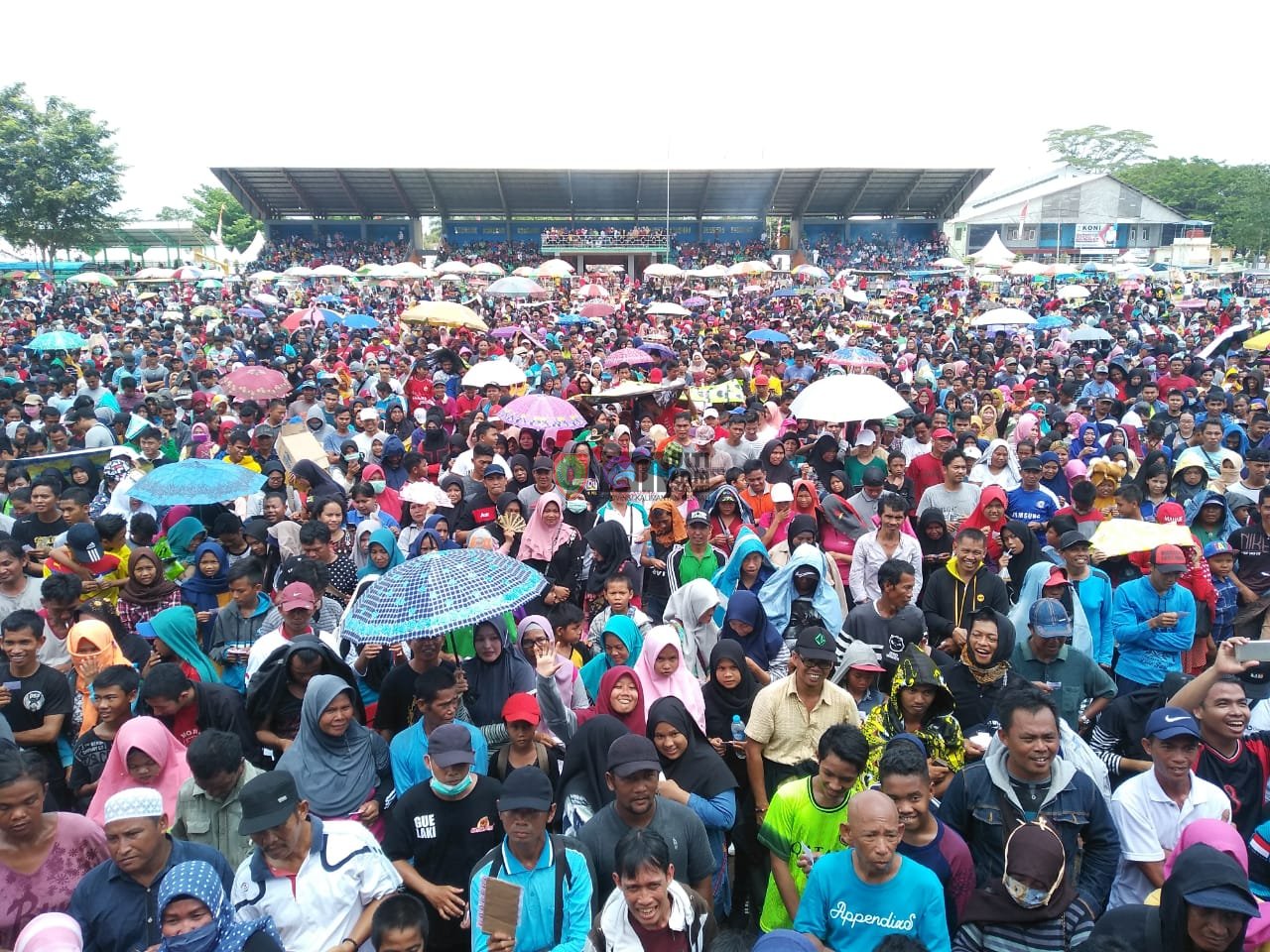 Gubernur Kalteng Meriahkan Acara Jalan Sehat Kebangsaan