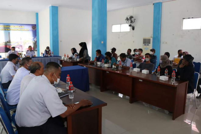 Sebelum Pelaksanaan Lelang Parkir, Dishub Kobar bersama KPKNL Pangkalan Bun Adakan Sosialisasi dan Pendampingan Calon Peserta Lelang