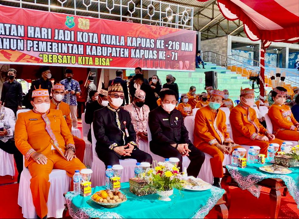 Sahli Herson B. Aden Mewakili Pemprov Kalteng Hadiri Peringatan Hari Jadi Kota Kuala Kapuas dan HUT Pemkab